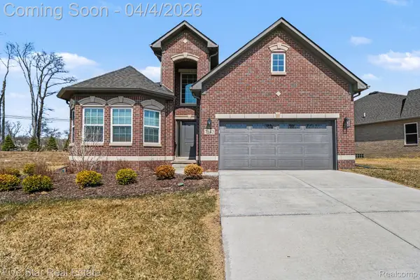 7842 Trailside Court, WestBloomfield, MI 48323