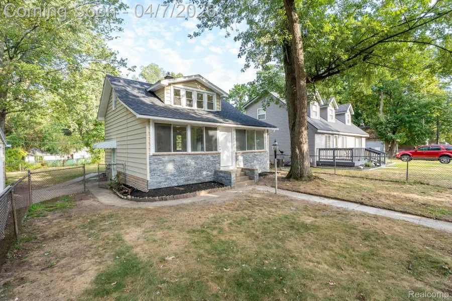 23248 Helen Street, Southfield, MI 48033 - #2