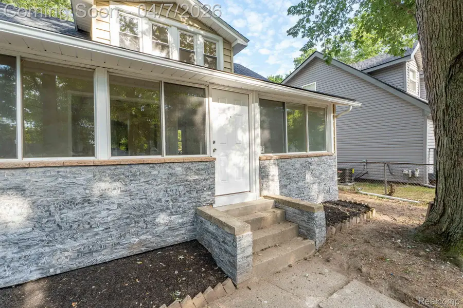 23248 Helen Street, Southfield, MI 48033 - #3