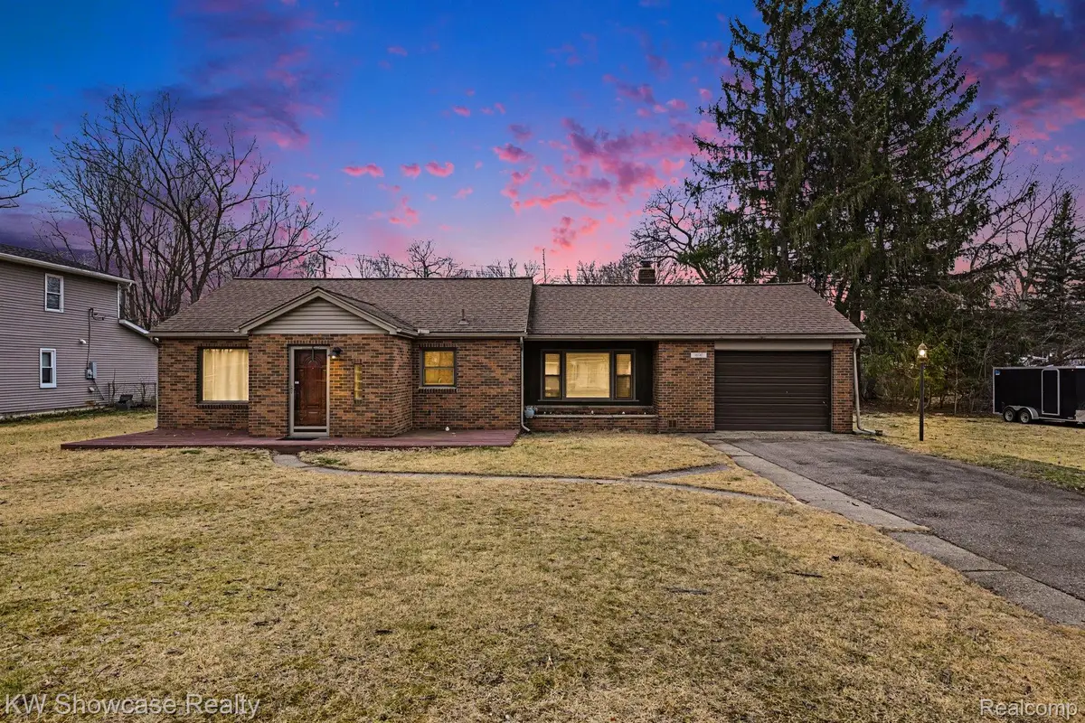 1690 Marylestone Drive, West Bloomfield, MI 48324 - #1