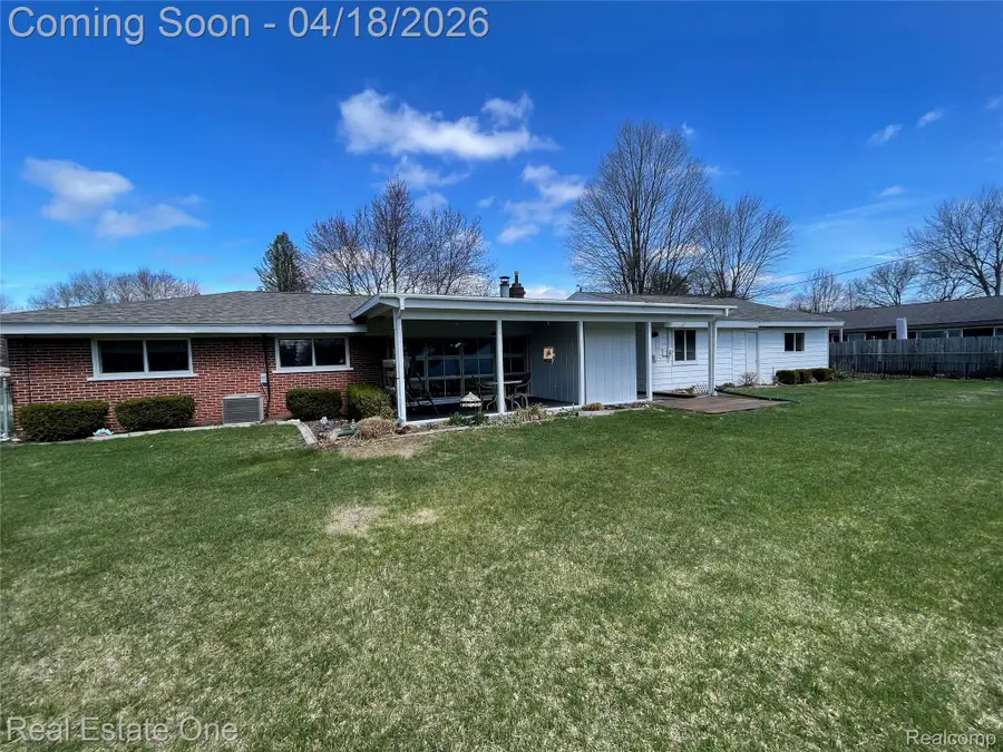 6321 Church Street, Clarkston, MI 48346 - #2