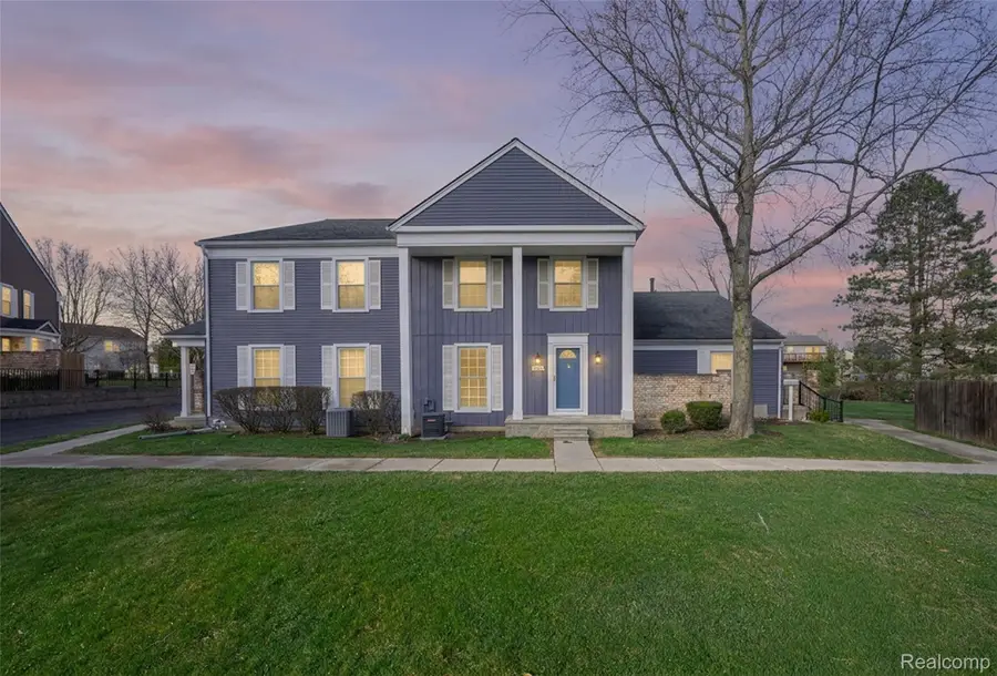 23527 Stonehenge Boulevard #98, Novi, MI 48375 - #3