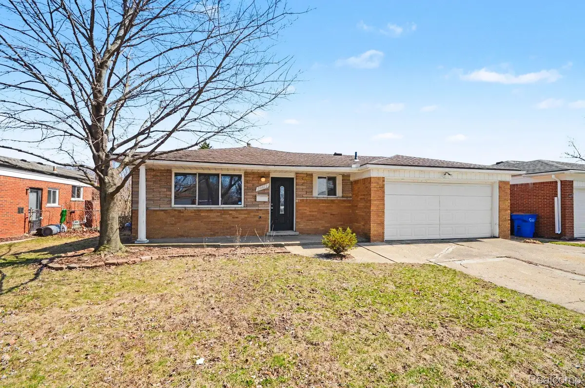 30612 Dover Avenue, Warren, MI 48088 - #1