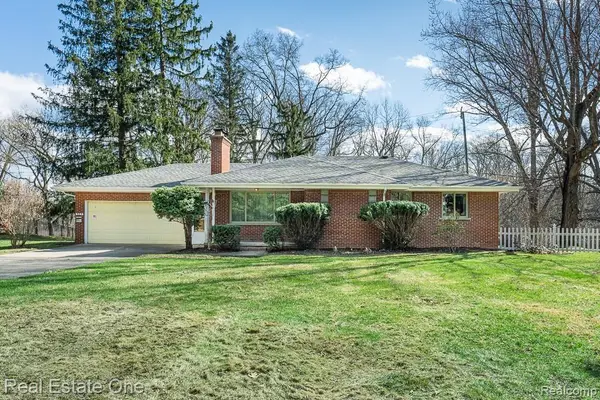 515 Whims Lane, Rochester, MI 48306