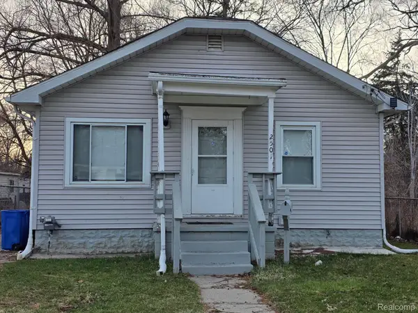 2501 Hoff Street, Flint, MI 48506
