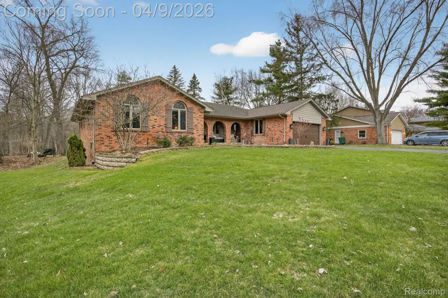 341 Ridgewood Road, Rochester, MI 48306 - #3
