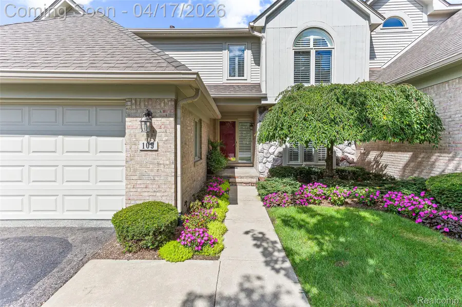 109 Hampton Court #17, Northville, MI 48168 - #2
