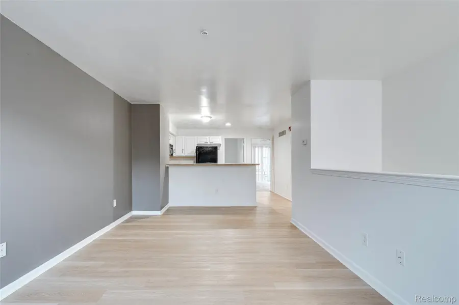 1152 Faulkner, Troy, MI 48083 - #3