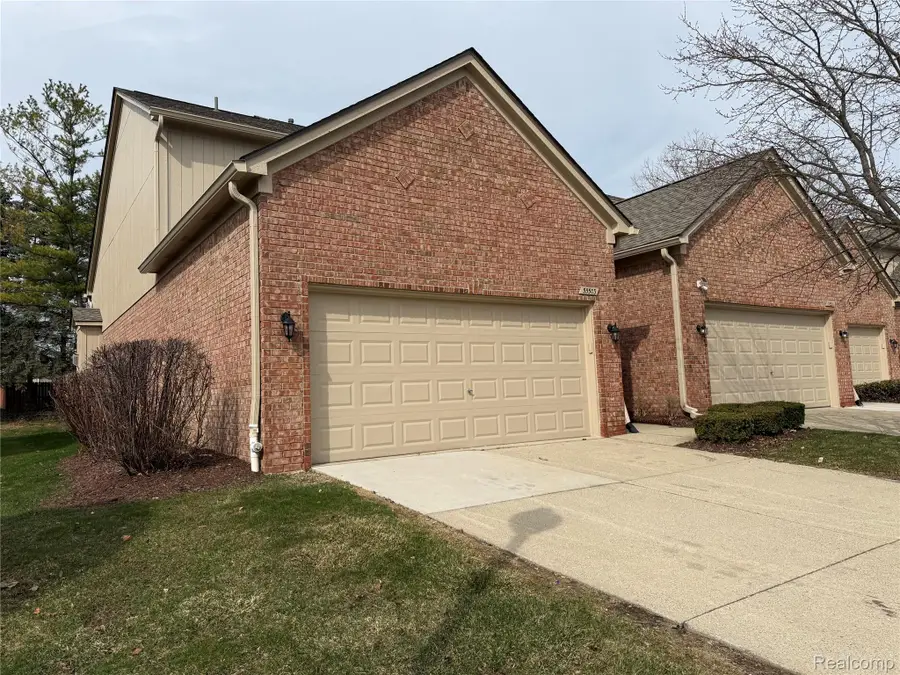 55503 Boardwalk Drive, Utica, MI 48316 - #3