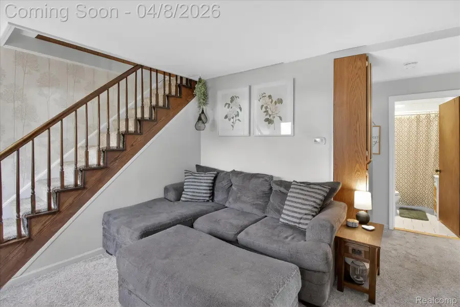 19134 Angling Street, Livonia, MI 48152 - #3