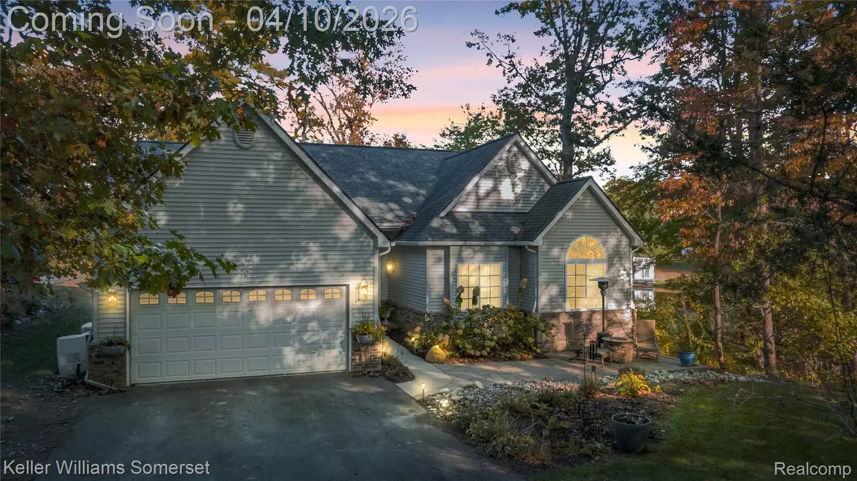 70 Lakeview Drive, Oxford, MI 48370 - #1