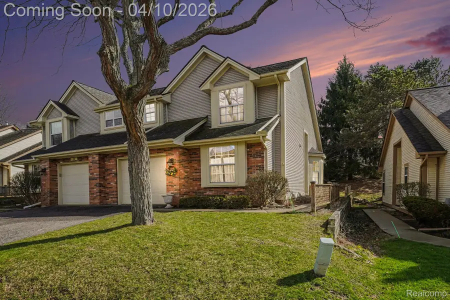 732 Whisperwood Trail, Fenton, MI 48430 - #2