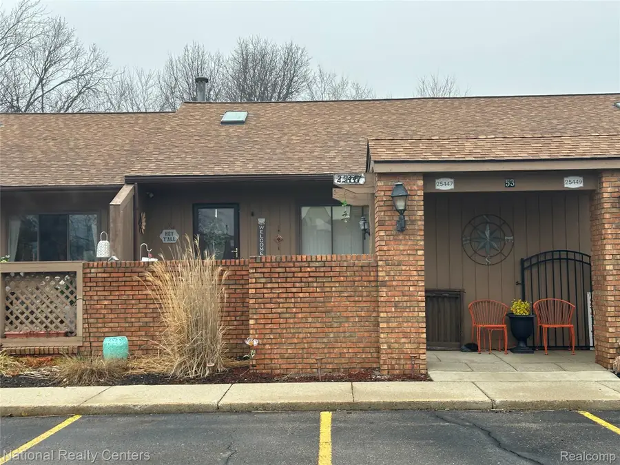 25447 Concord Lane #3, South Lyon, MI 48178 - #2