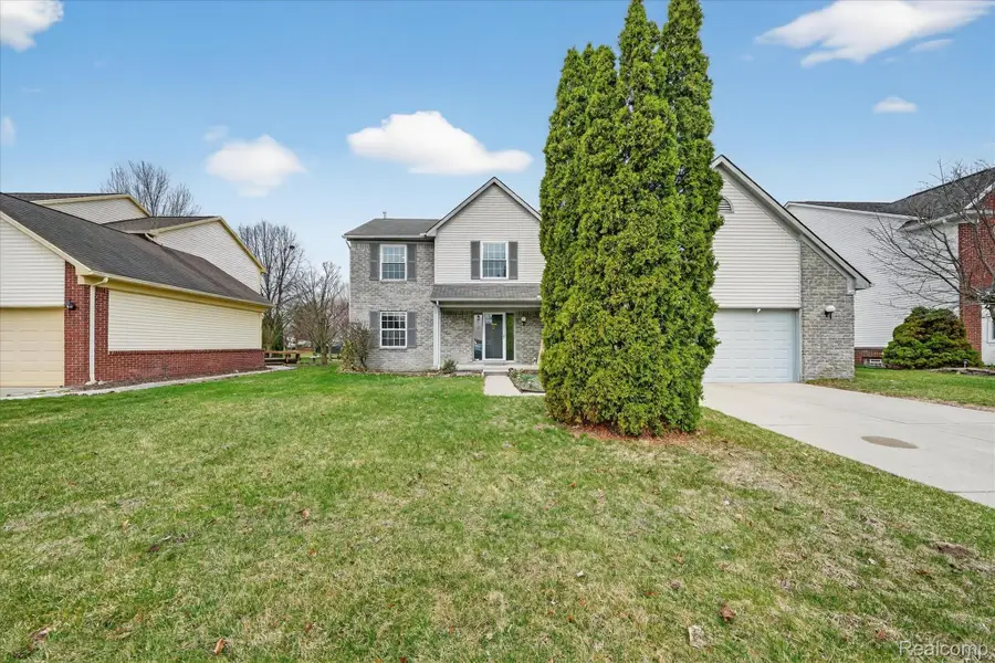 1029 White Trail, Wixom, MI 48393 - #2