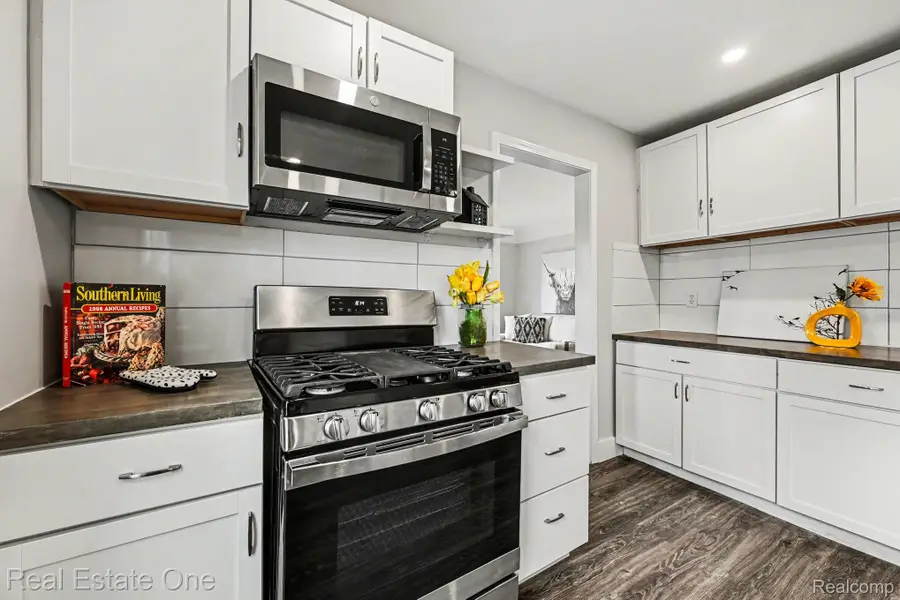 6602 Banner Street, Taylor, MI 48180 - #3