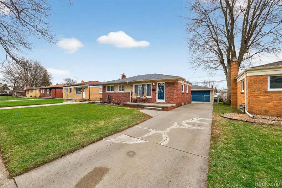 33225 Florence Street, Garden City, MI 48135 - #2