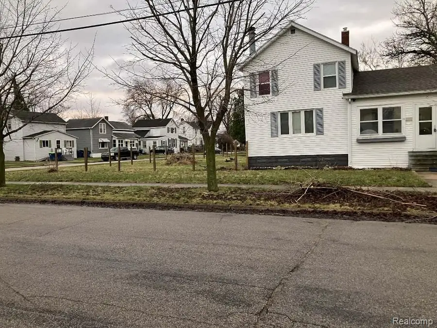 208 34th Street, Bay City, MI 48708 - #2