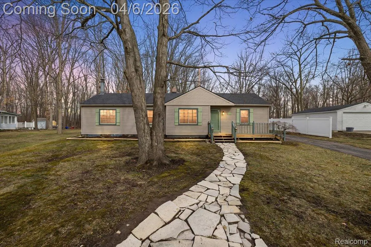 2653 Simpson Drive, Rochester Hills, MI 48309 - #1