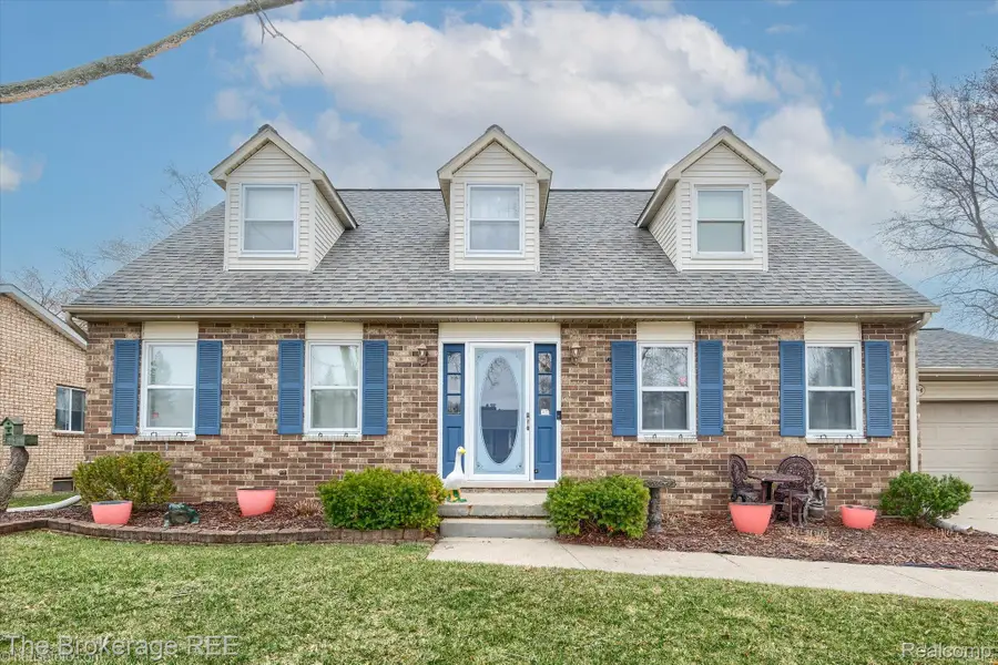 534 Cherrywood Drive, Flushing, MI 48433 - #3