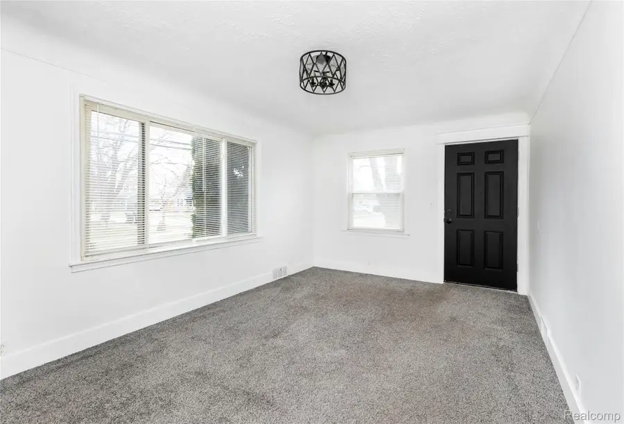 17204 Euclid Avenue, Allen Park, MI 48101 - #3