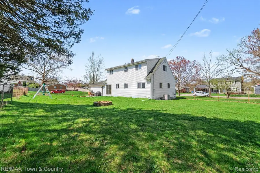 308 Old Bridge Road, Grand Blanc, MI 48439 - #3