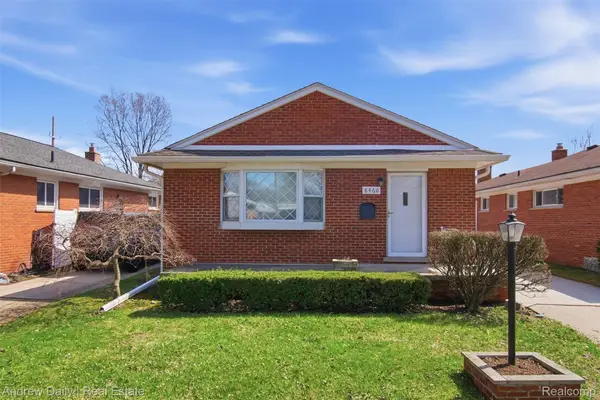 8460 Nightingale Street, DearbornHeights, MI 48127