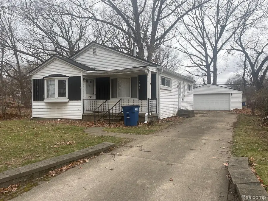 125 N Parent Street, Westland, MI 48185 - #2