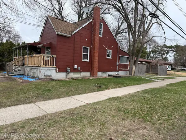 28504 Norwood Avenue, Warren, MI 48092