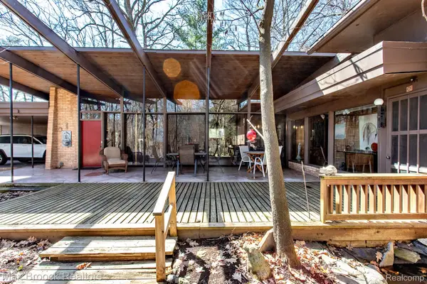 30875 Franklin Road, Franklin, MI 48025