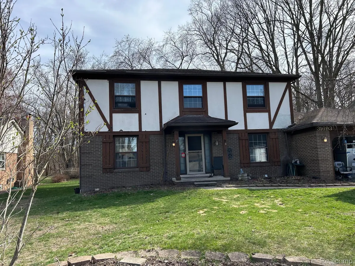 31693 Hillbrook Street, Livonia, MI 48152 - #1