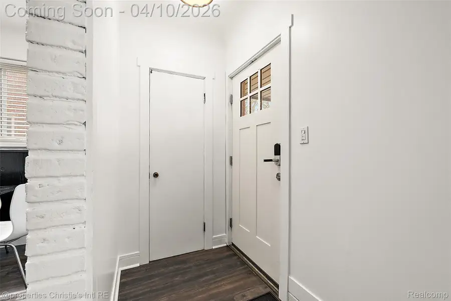 24658 Roanoke Avenue, Oak Park, MI 48237 - #3