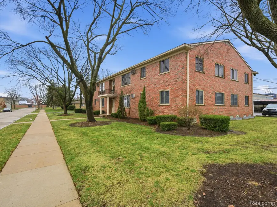 4625 Leafdale Avenue #2B, Royal Oak, MI 48073 - #2