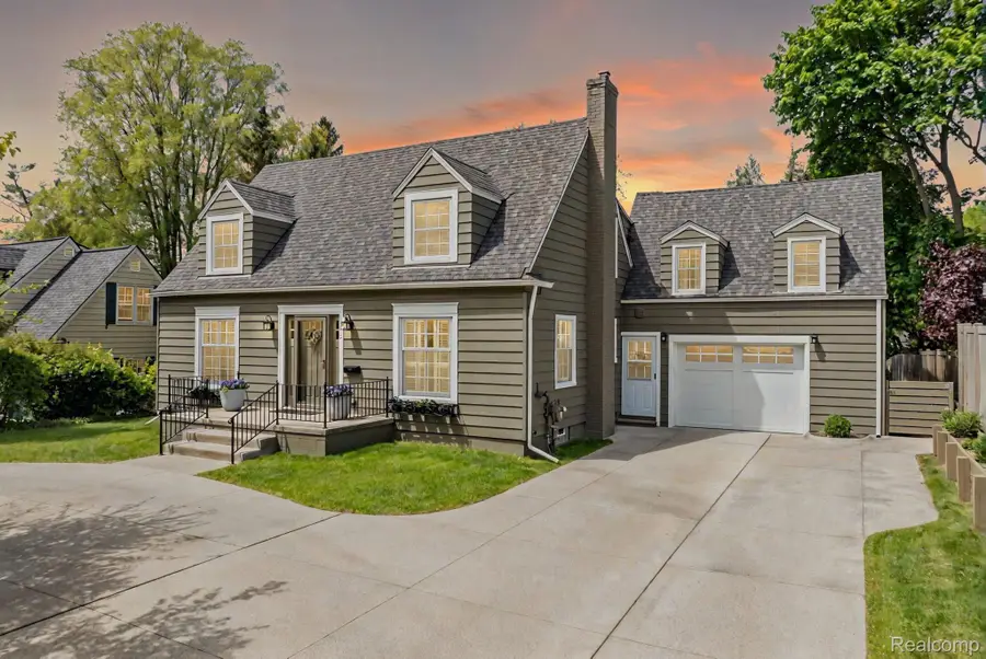 950 W Lincoln Street, Birmingham, MI 48009 - #2