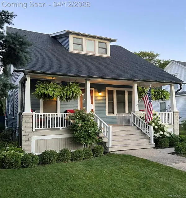 663 Starkweather Street W, Plymouth, MI 48170