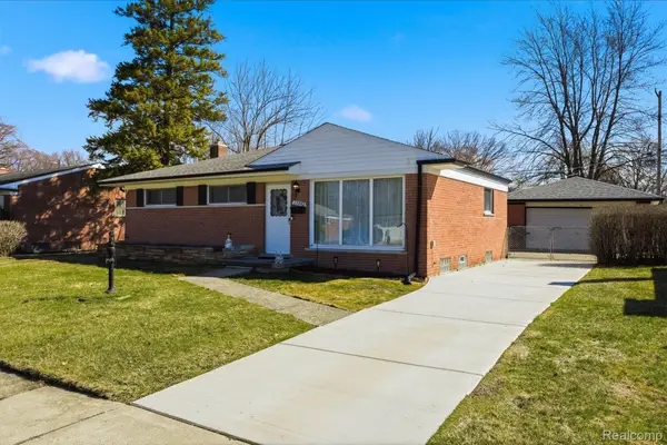 35942 Sherborne Drive, ClintonTownship, MI 48035