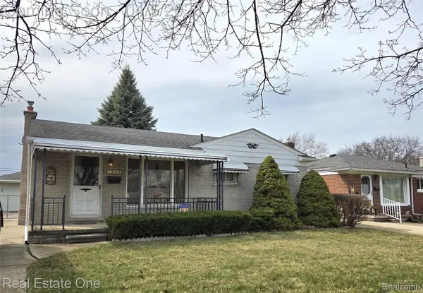 7946 Mckinley Street, Taylor, MI 48180