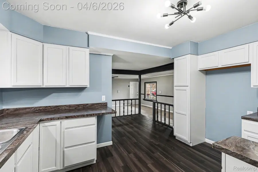 1260 Gilbert Street, Flint, MI 48532 - #3