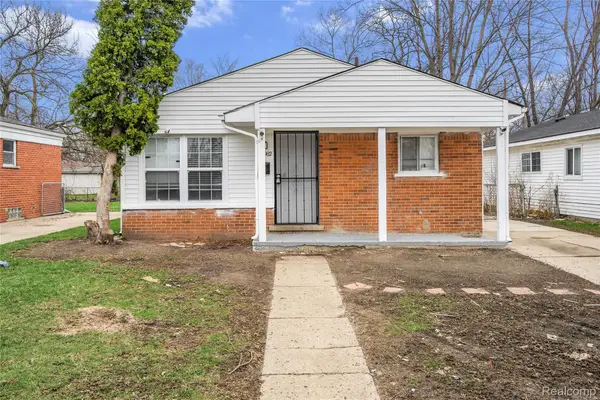 29982 Hazelwood Street, Inkster, MI 48141