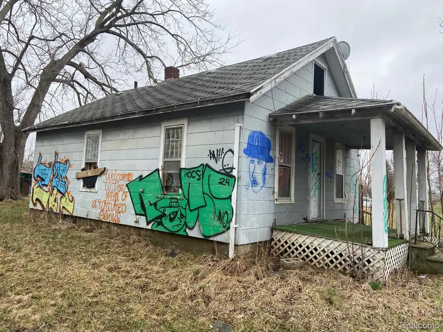 1912 Thom Street, Flint, MI 48506 - #2