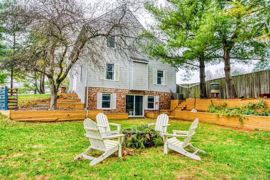 12921 Ann Lynn Drive, South Lyon, MI 48178 - #3