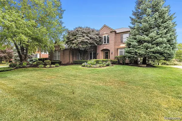 17174 Orchard Ridge Road, Northville, MI 48168