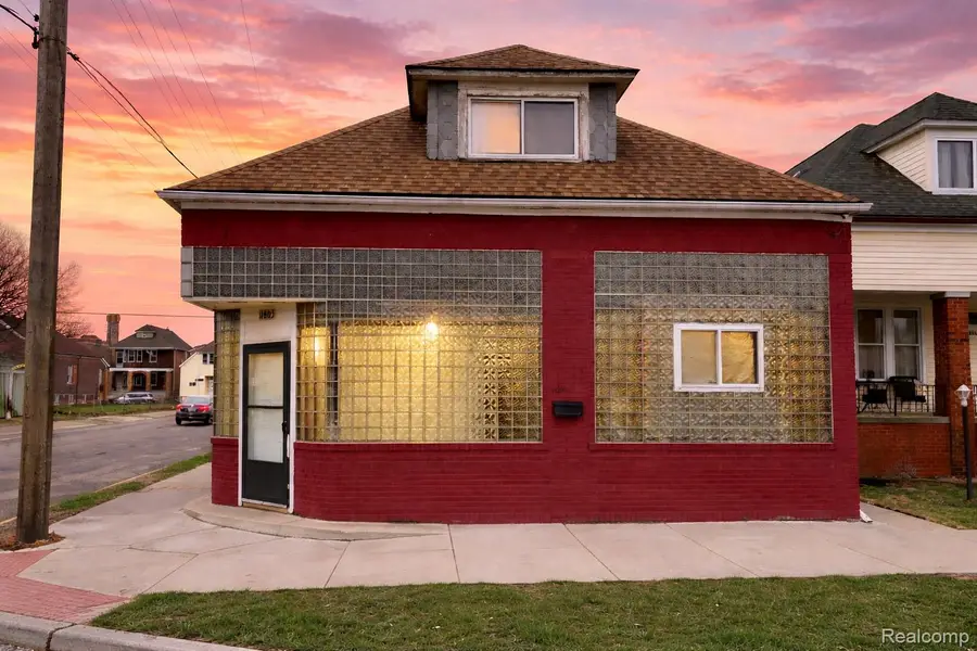 11603 Klinger Street, Hamtramck, MI 48212 - #2
