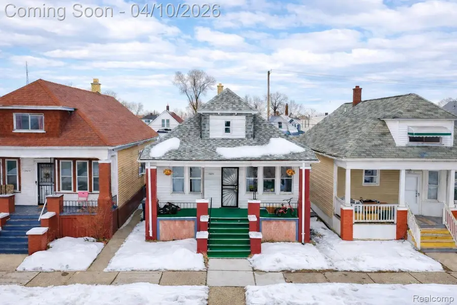 12624 Charest Street, Hamtramck, MI 48212 - #2