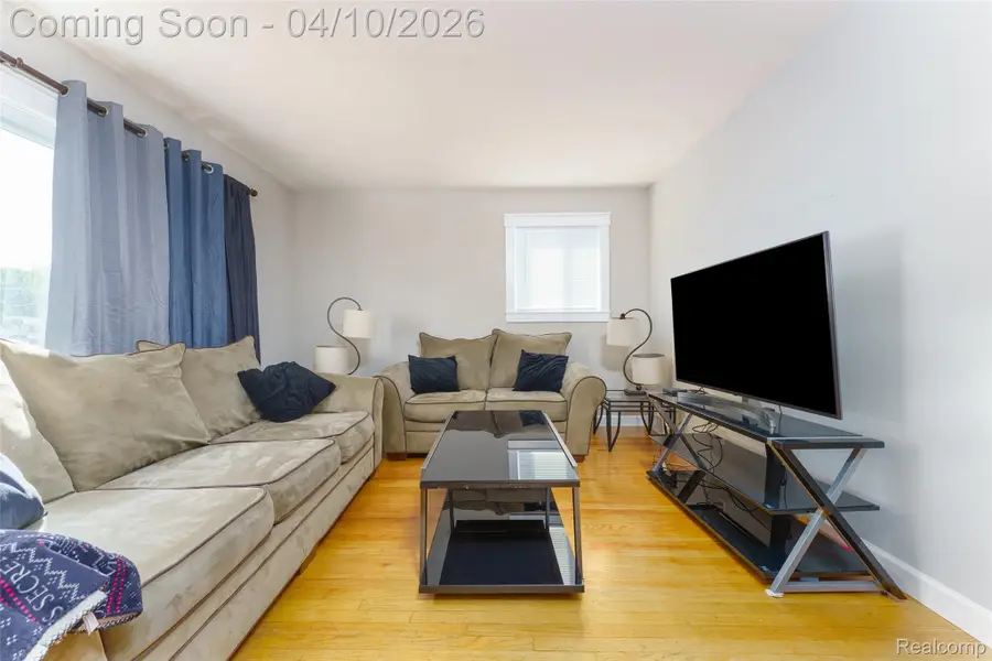 18429 Gillman Street, Livonia, MI 48152 - #3