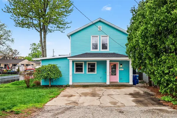 1430 Rossdale Drive, Waterford, MI 48328