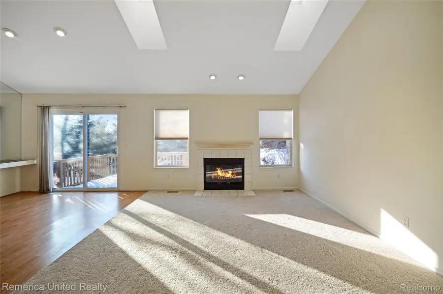 263 Whispering Hill, Commerce, MI 48390 - #3