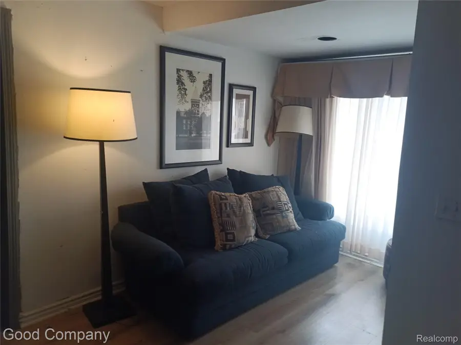 16508 Strathmoor Street, Detroit, MI 48235 - #3