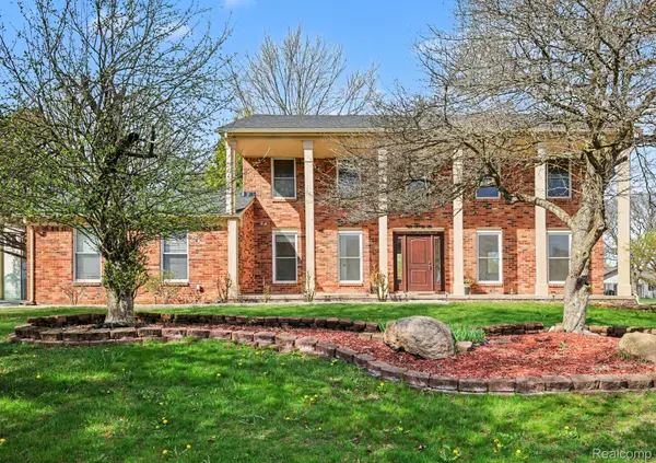 5040 Patrick Road, WestBloomfield, MI 48322