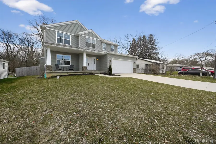 14131 Eastview Drive, Fenton, MI 48430 - #3