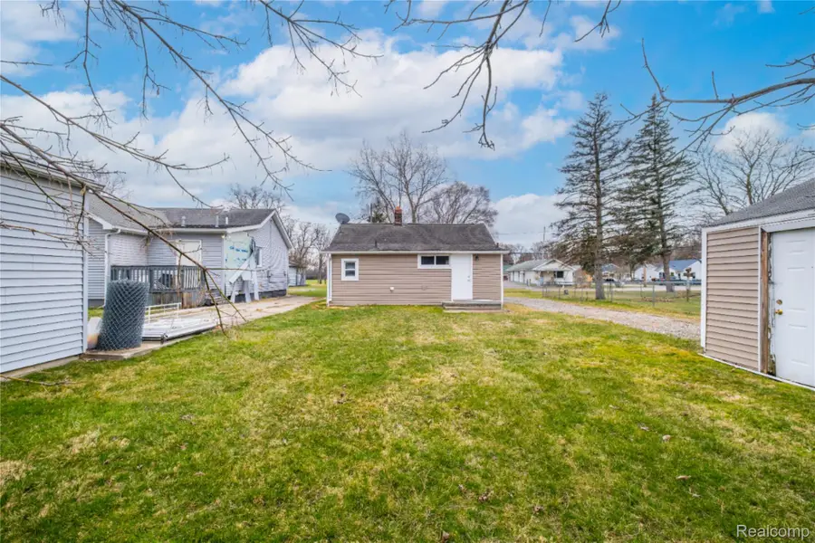 2271 Kenneth Street, Burton, MI 48529 - #2